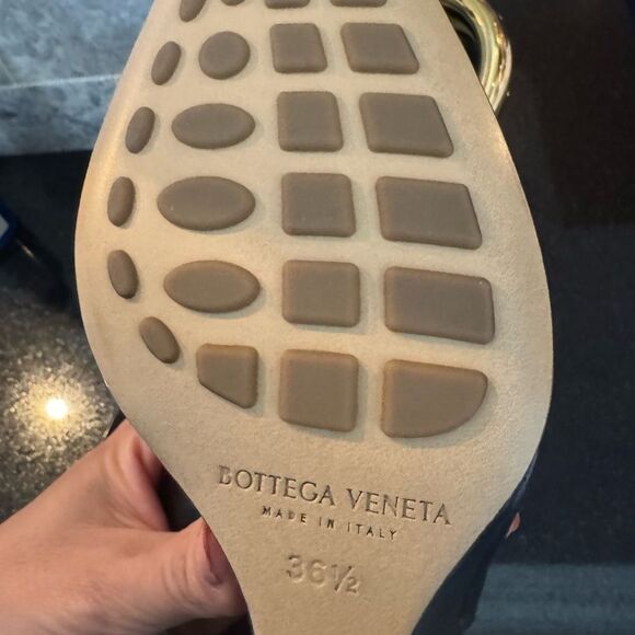 Bottega Veneta Black Heeled Shoes NWT - Picture 2 of 5